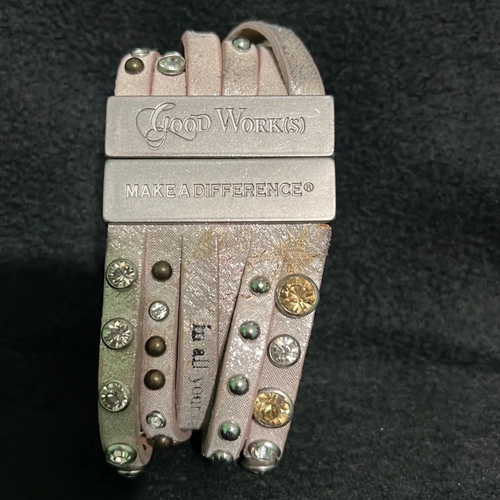 Good Work(s) bracelets - Picture 3 of 6